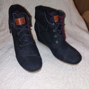 Target Madpole Shoes women's size 8